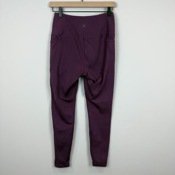 Women's Danskin 7/8 Leggings, Size M - Picture 3 of 6